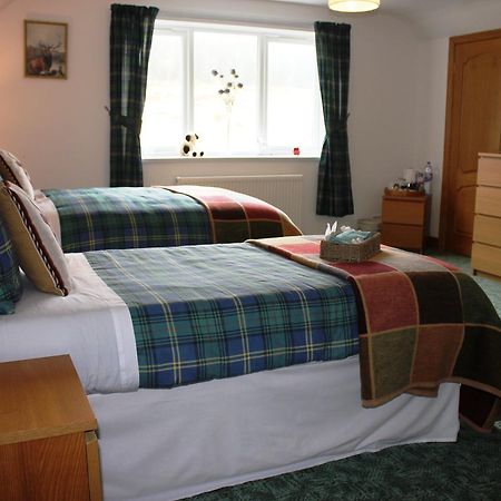Oak Lodge Bed And Breakfast Overscaig エクステリア 写真