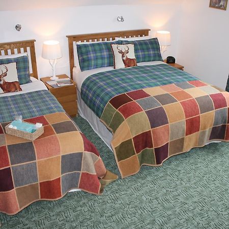 Oak Lodge Bed And Breakfast Overscaig エクステリア 写真
