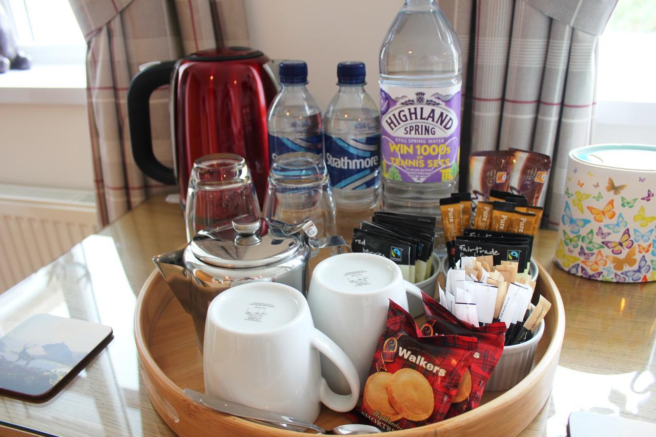 Oak Lodge Bed And Breakfast Overscaig エクステリア 写真